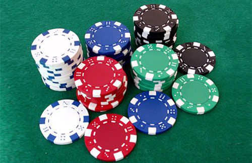 300 piece 11.5 gram Dice Poker Set - chips detail